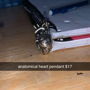 STERLING SILVE ANATOMICAL HEART PENDANT
